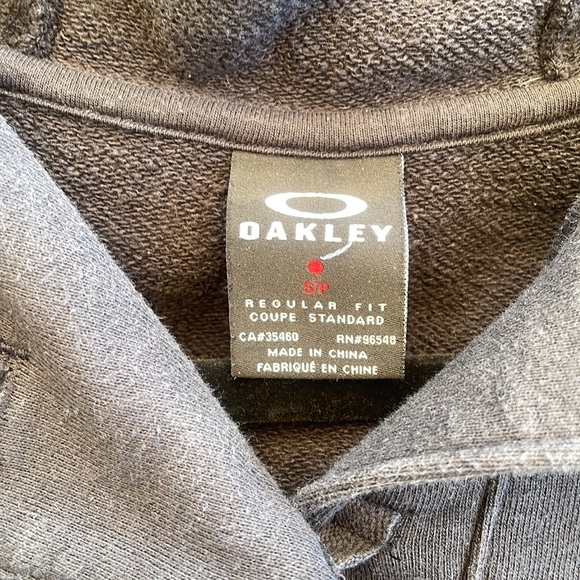 Womens Oakley sweatshirt - Picture 8 of 9